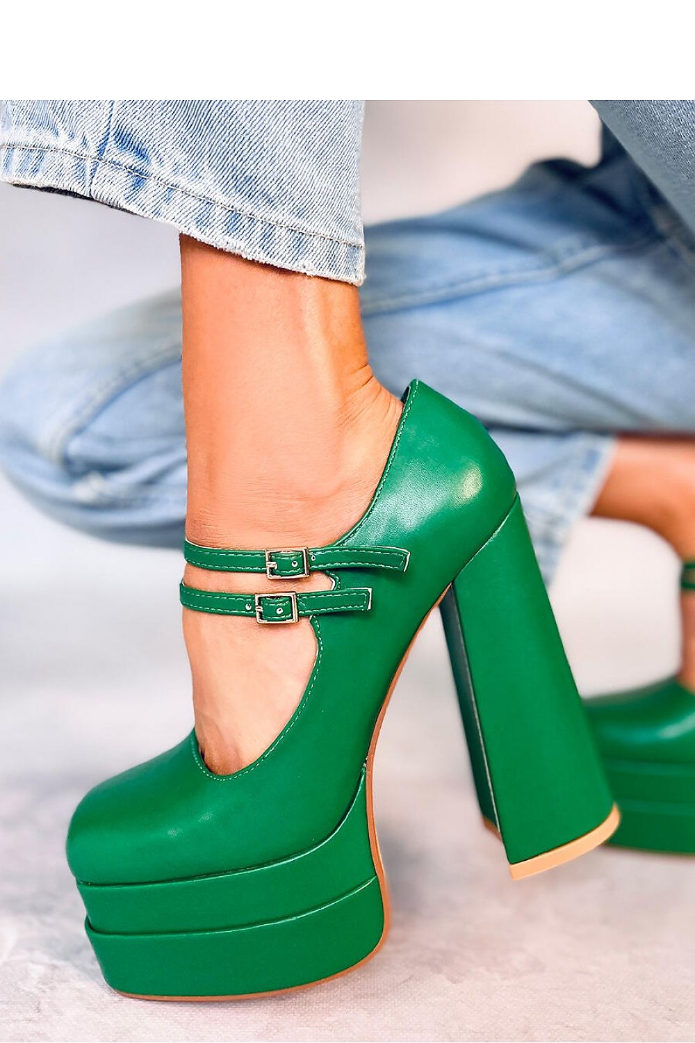 Inello model 176991 platform pumps