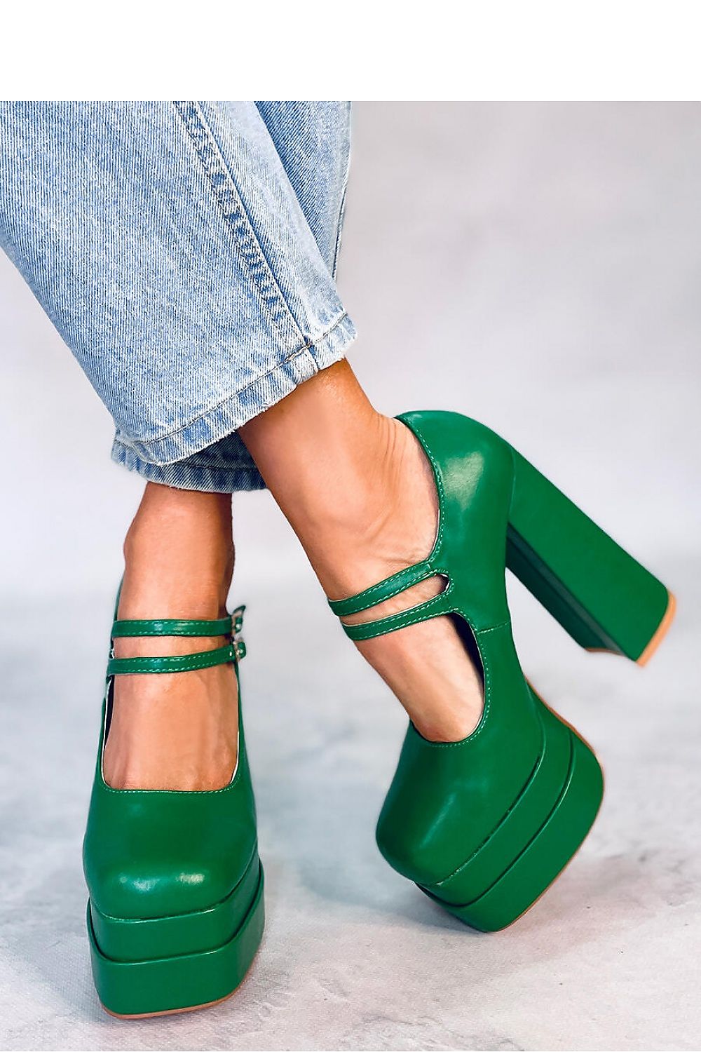Inello model 176991 platform pumps