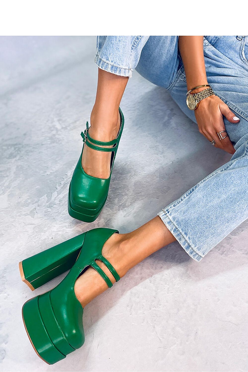 Inello model 176991 platform pumps
