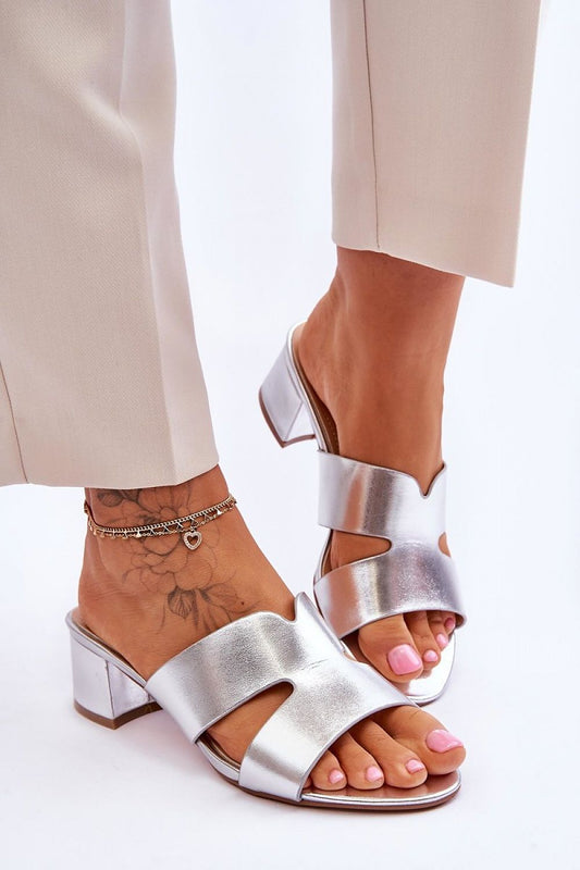 Clacquettes model 178367 Step in style