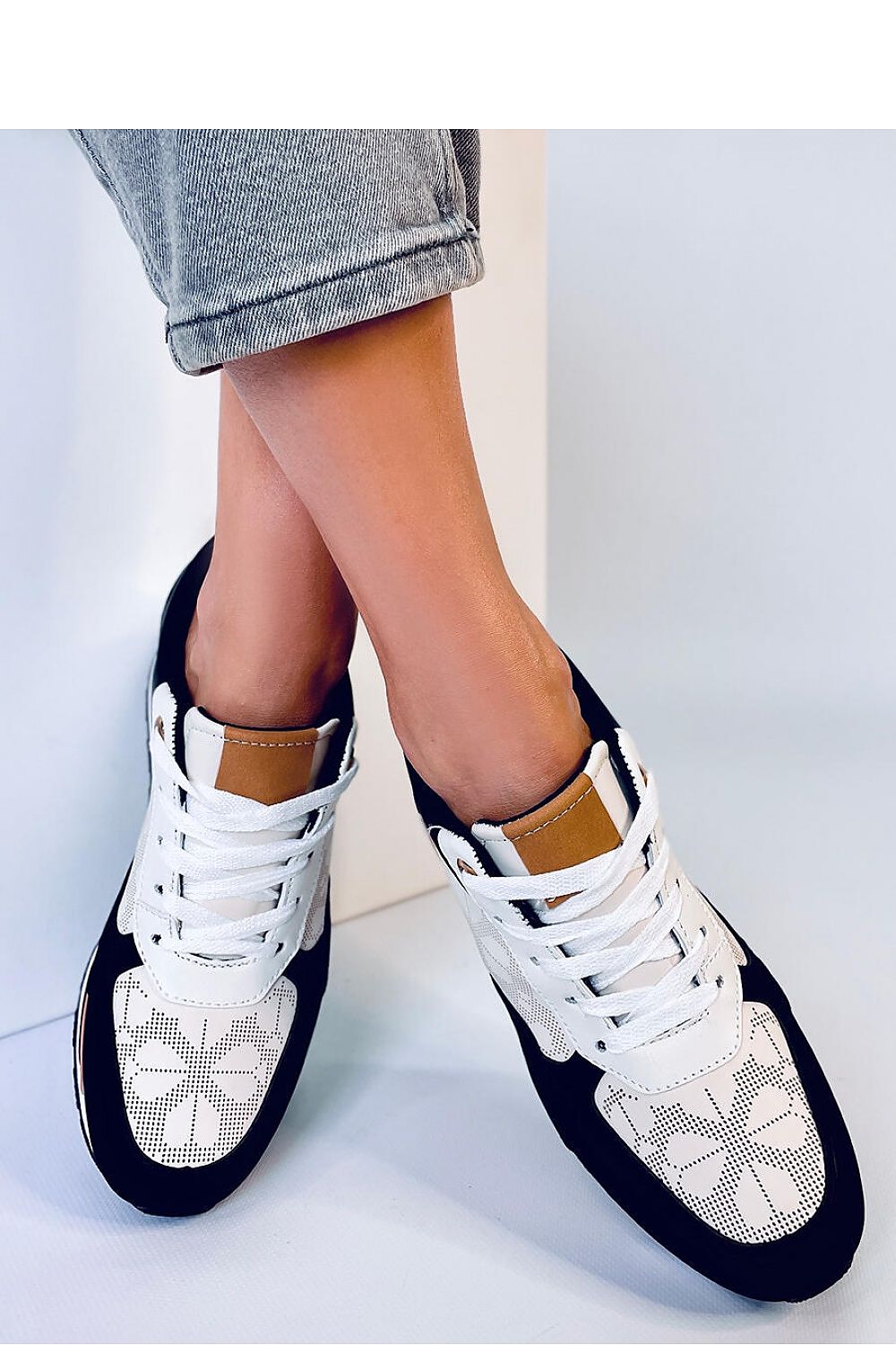 Sneakers with buskins model 178754 Inello