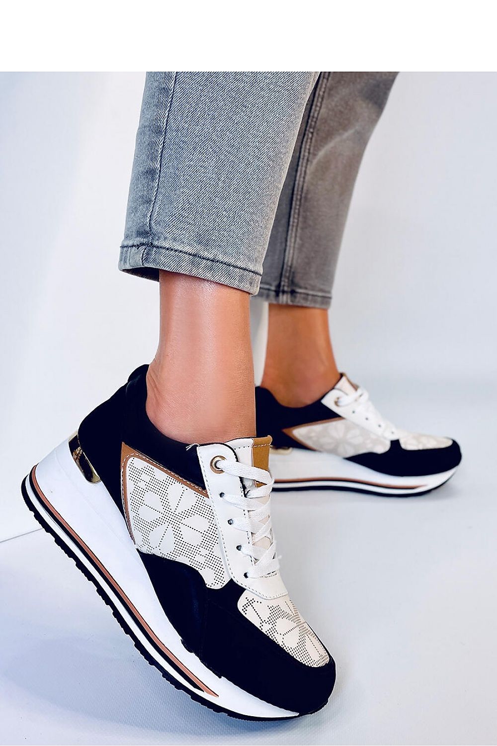 Sneakers with buskins model 178754 Inello