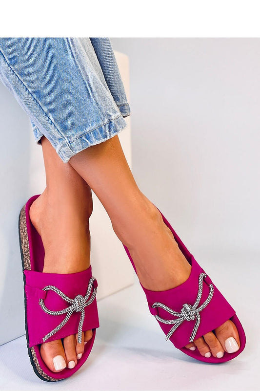 Clacquettes model 179414 Inello