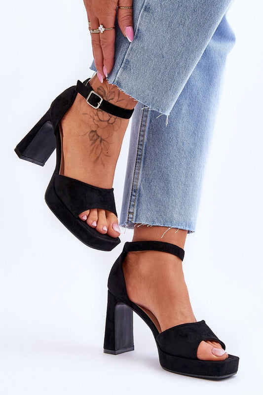Heeled sandals model 179853 Step in style