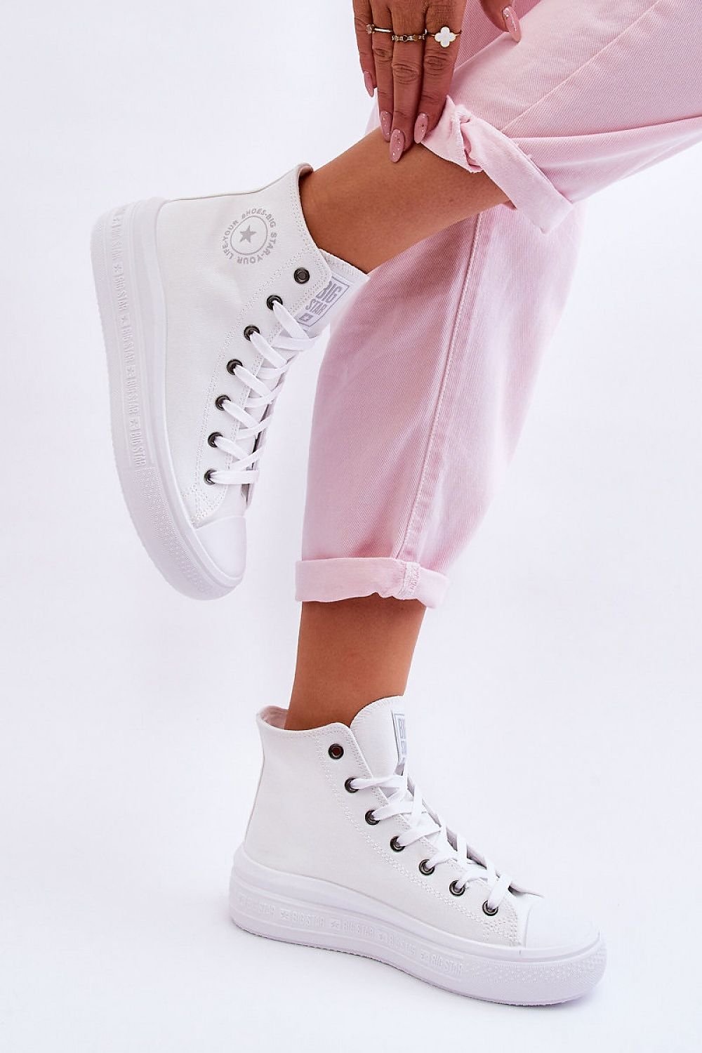 Baskets model 180656 Step in style