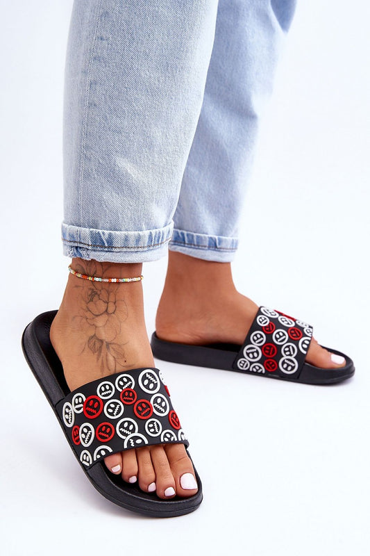 Clacquettes model 181393 Step in style