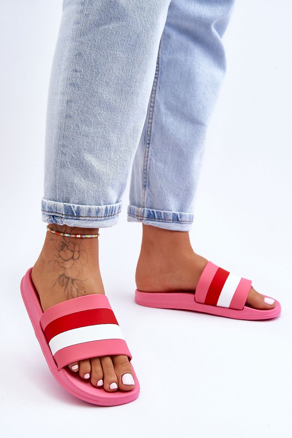Clacquettes model 182401 Step in style