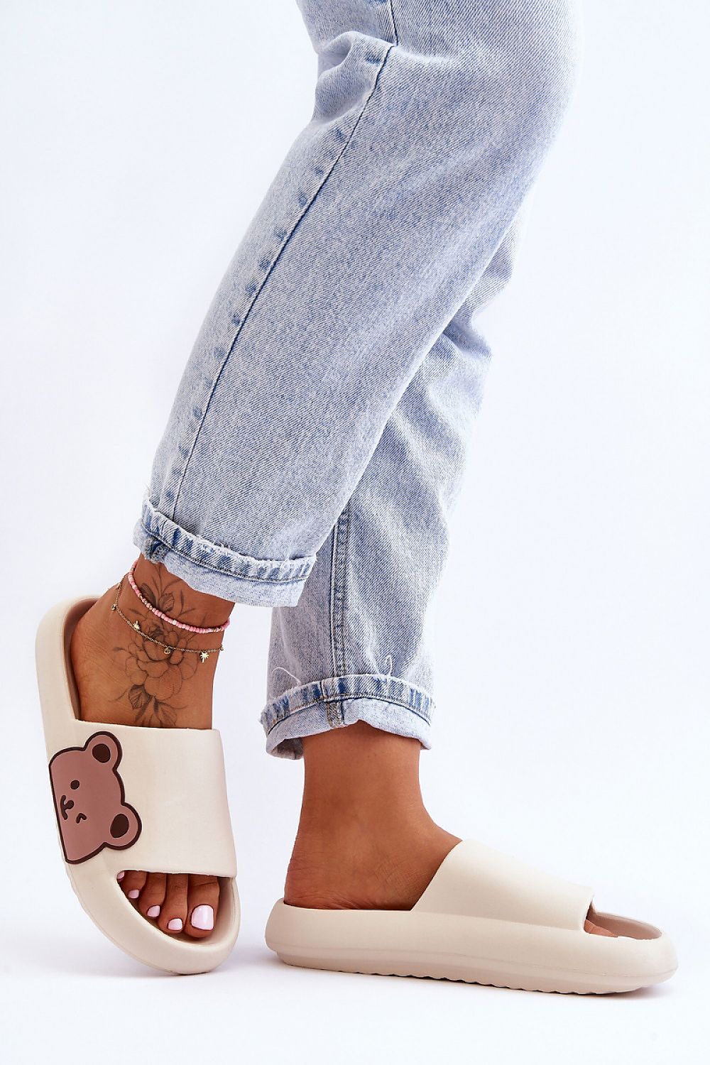 Clacquettes model 182405 Step in style