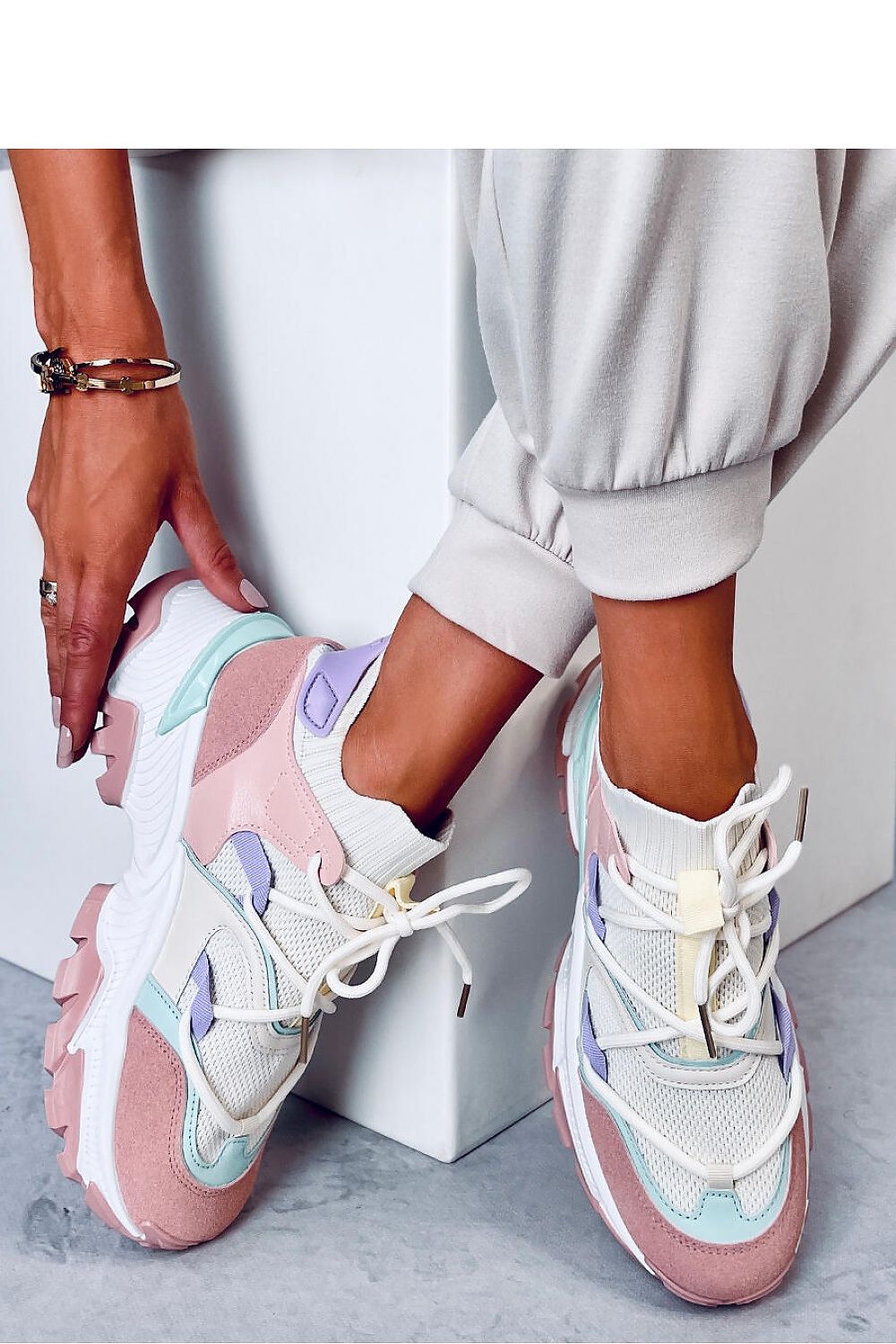 Chaussures de sport model 184650 Inello