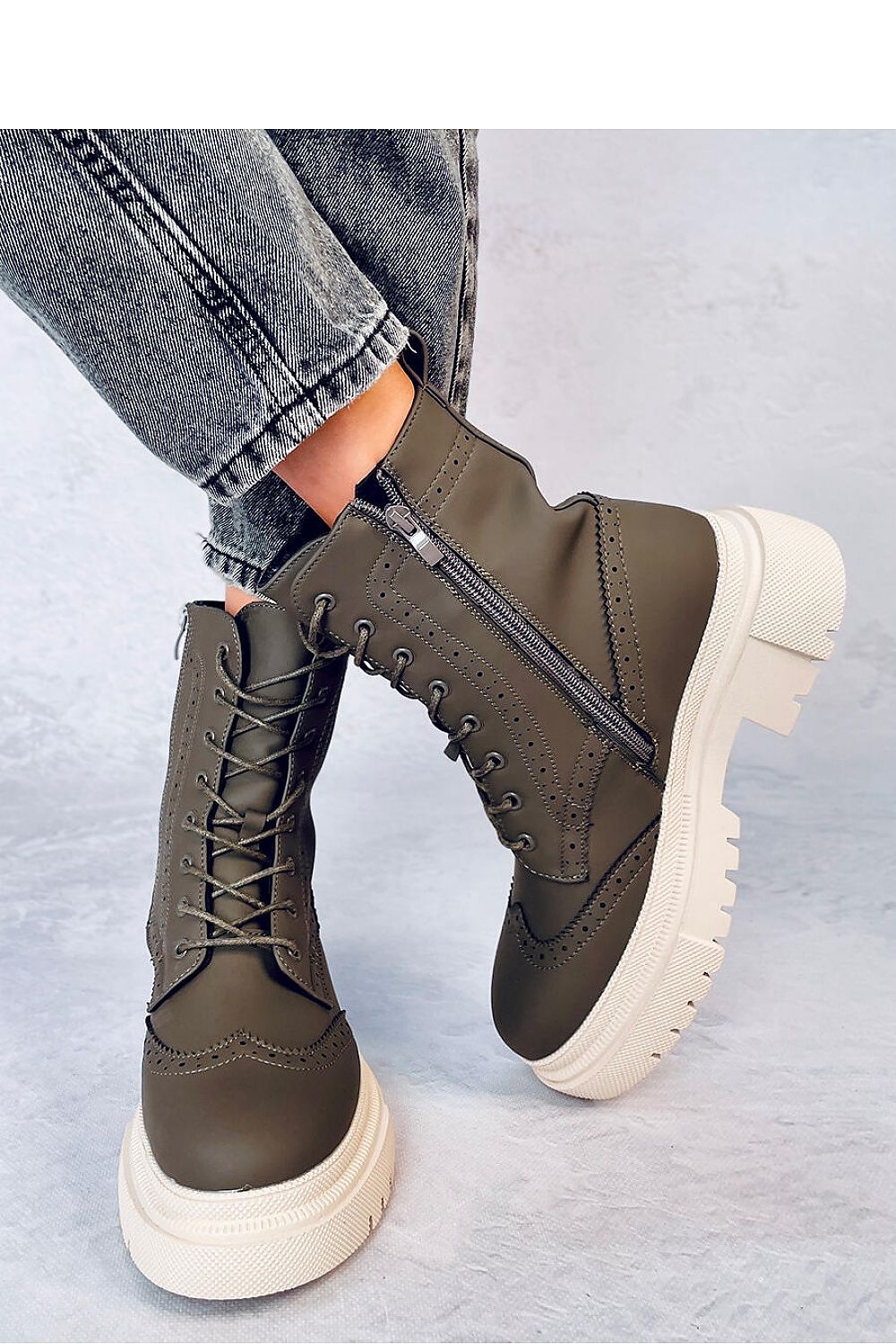 Bottes model 184651 Inello