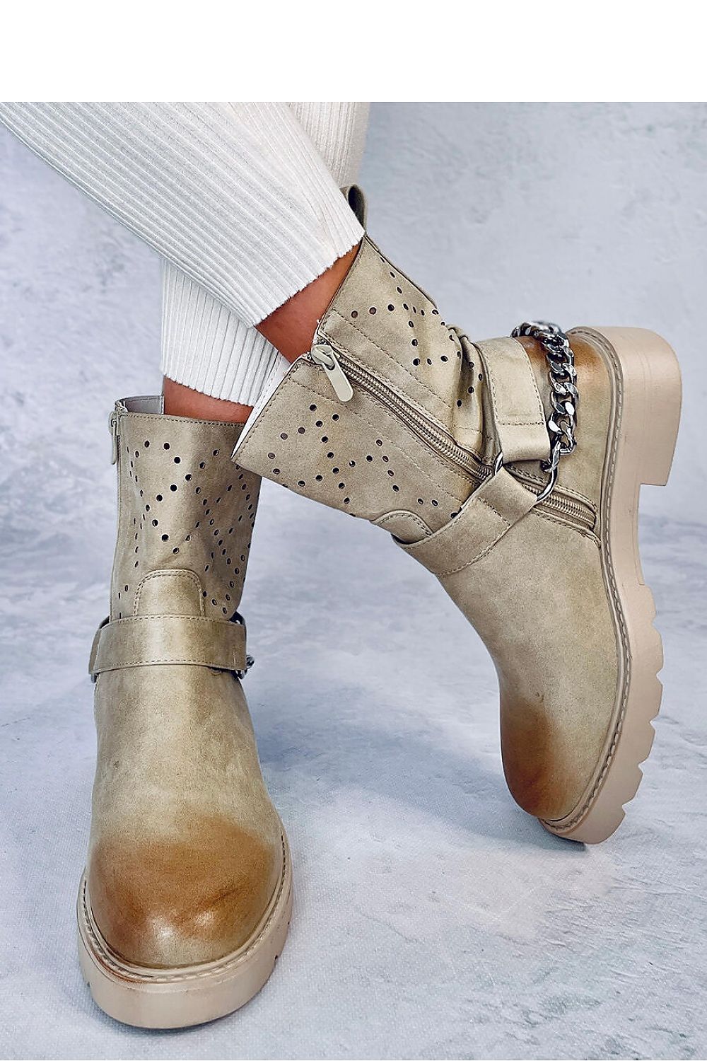 Bottes model 184923 Inello