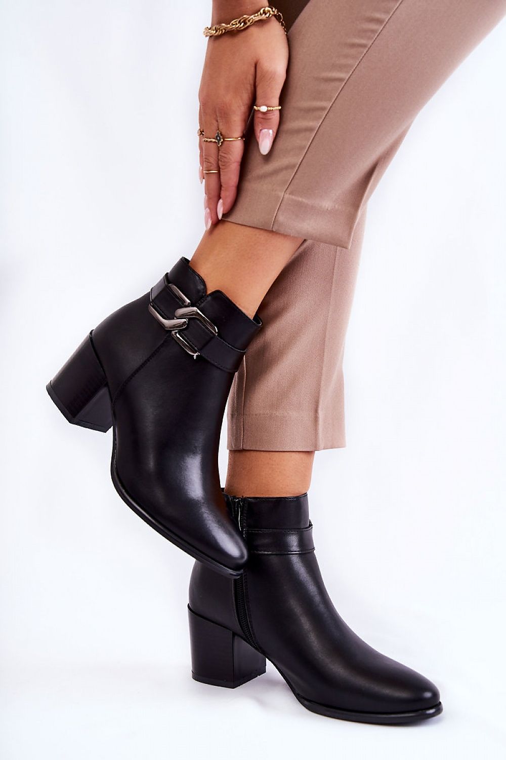 Heeled boots model 185432 Step in style
