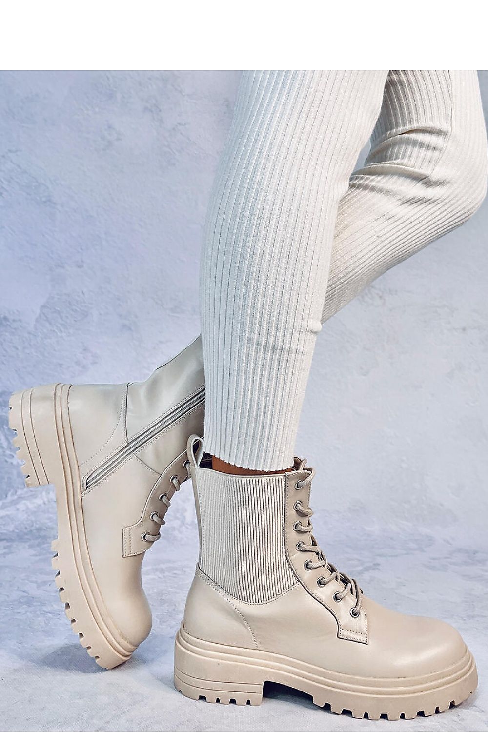 Bottes model 185870 Inello