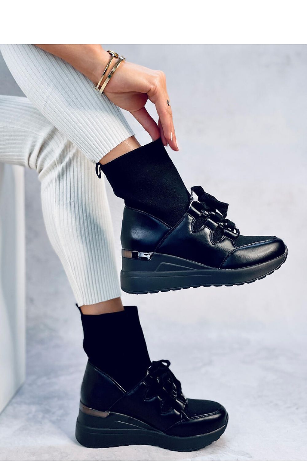 Bottes cothurnes model 185876 Inello