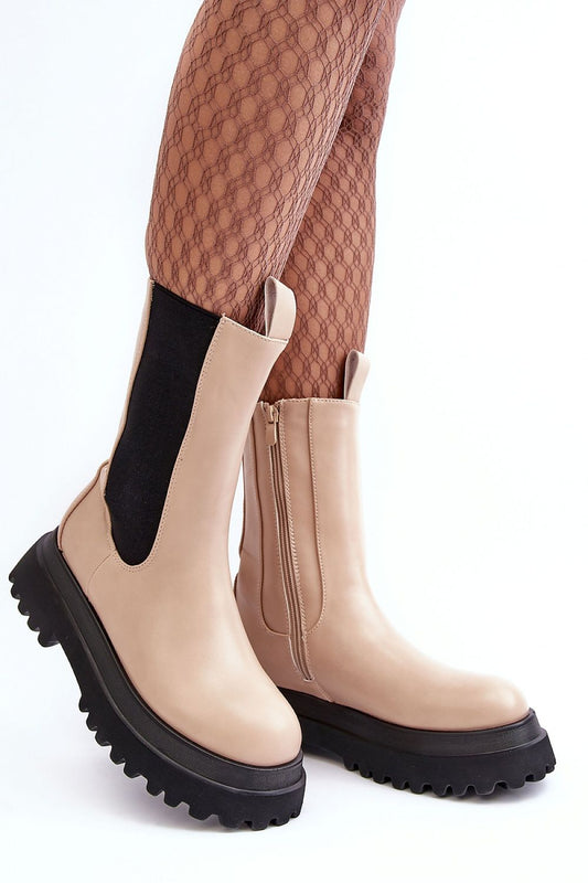 Boots model 186021 Step in style