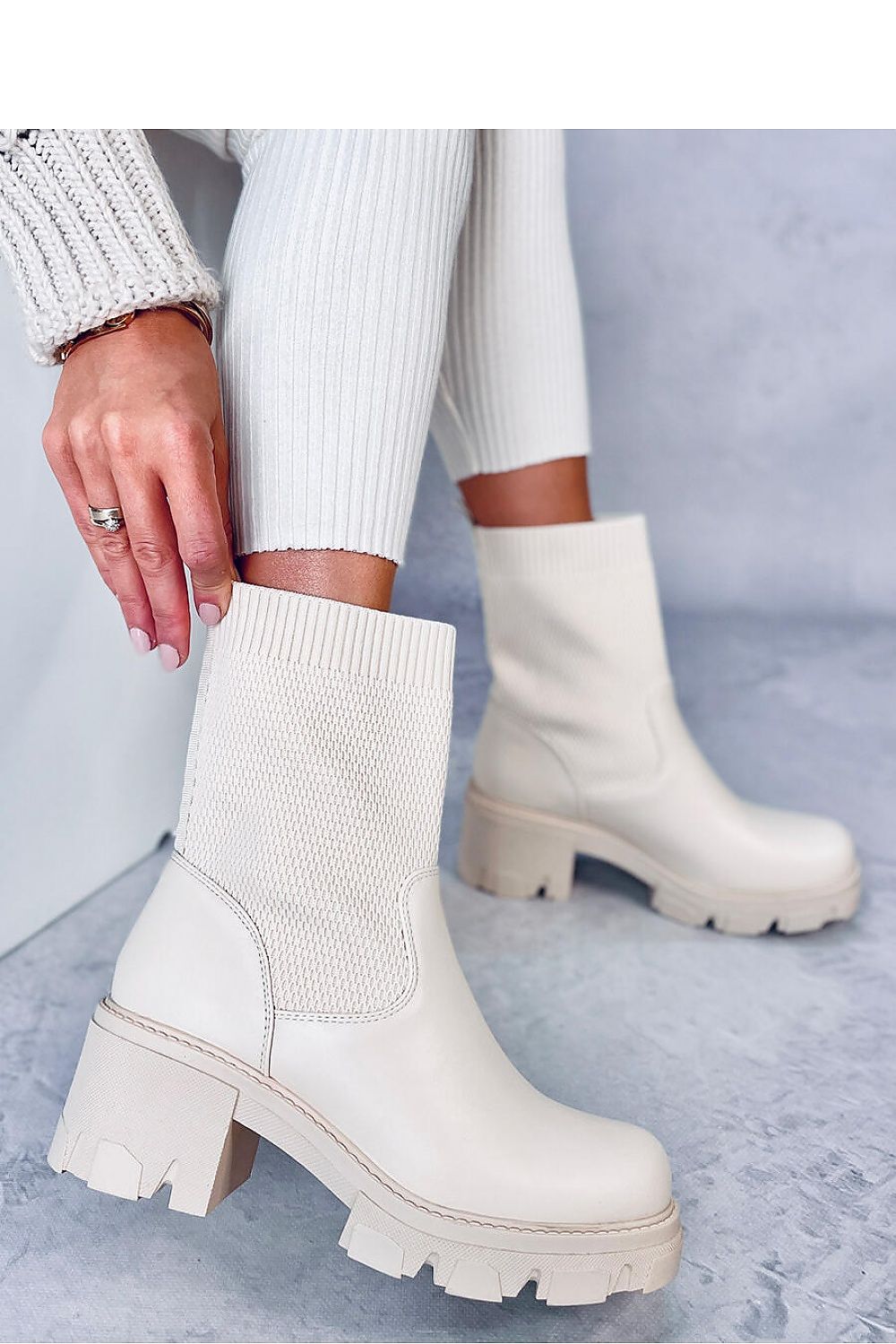 Heeled boots model 186282 Inello