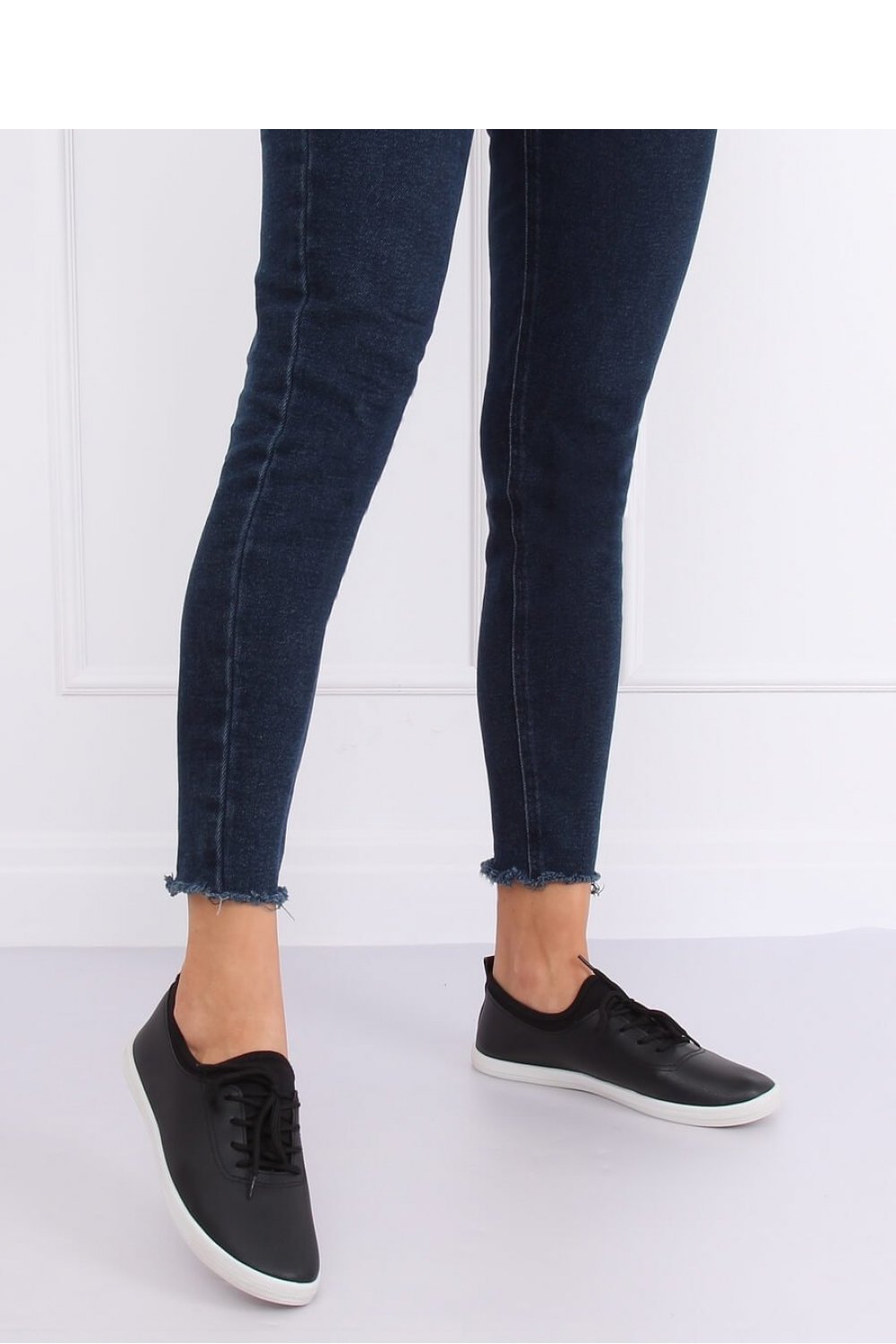 Sneakers model 141103 Inello-2