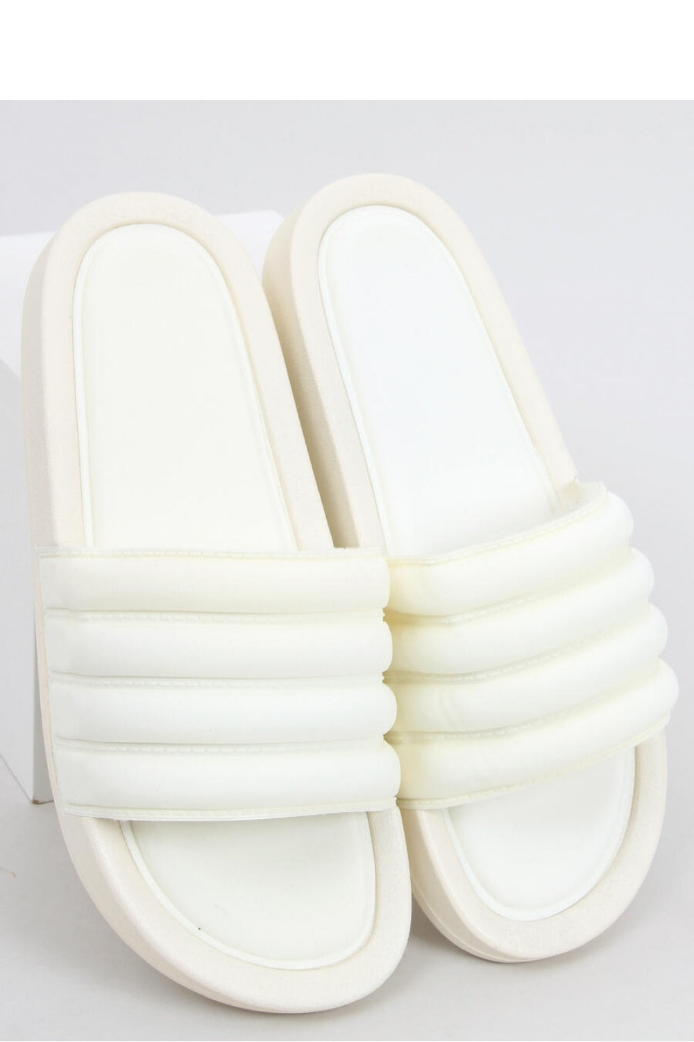 Clacquettes model 163586 Inello-0