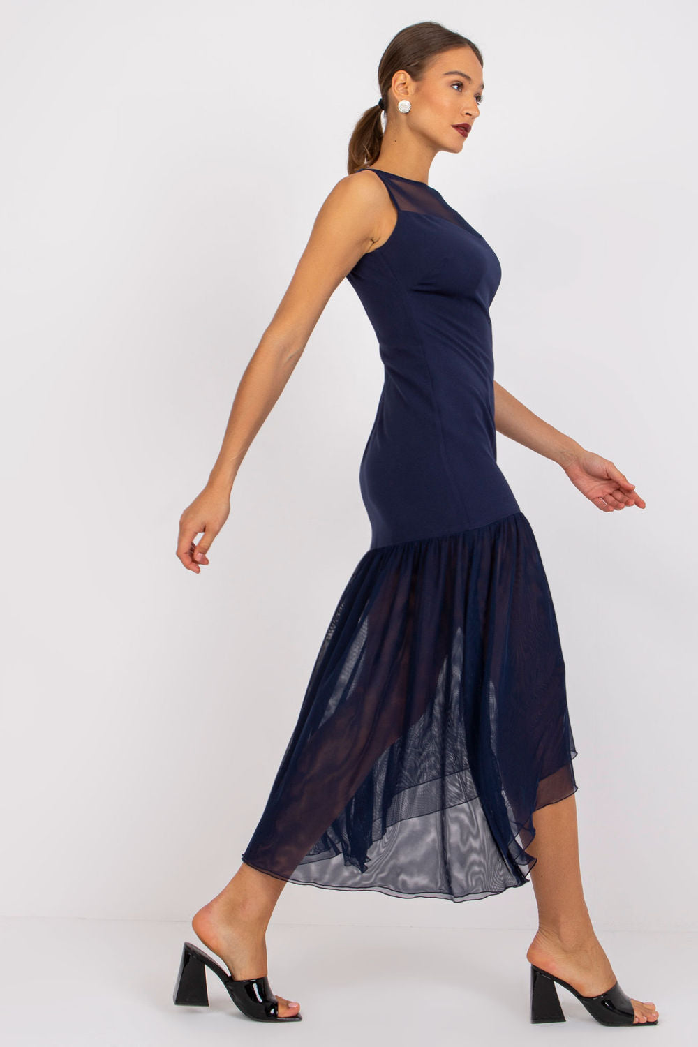 Robe de soirée model 174493 Numero-1