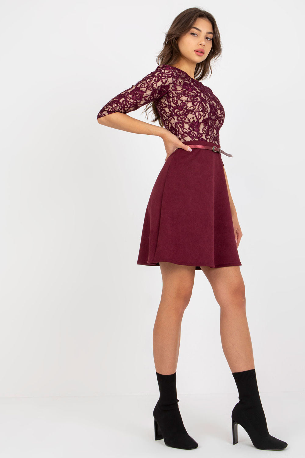Robe de soirée model 174768 Lakerta-1