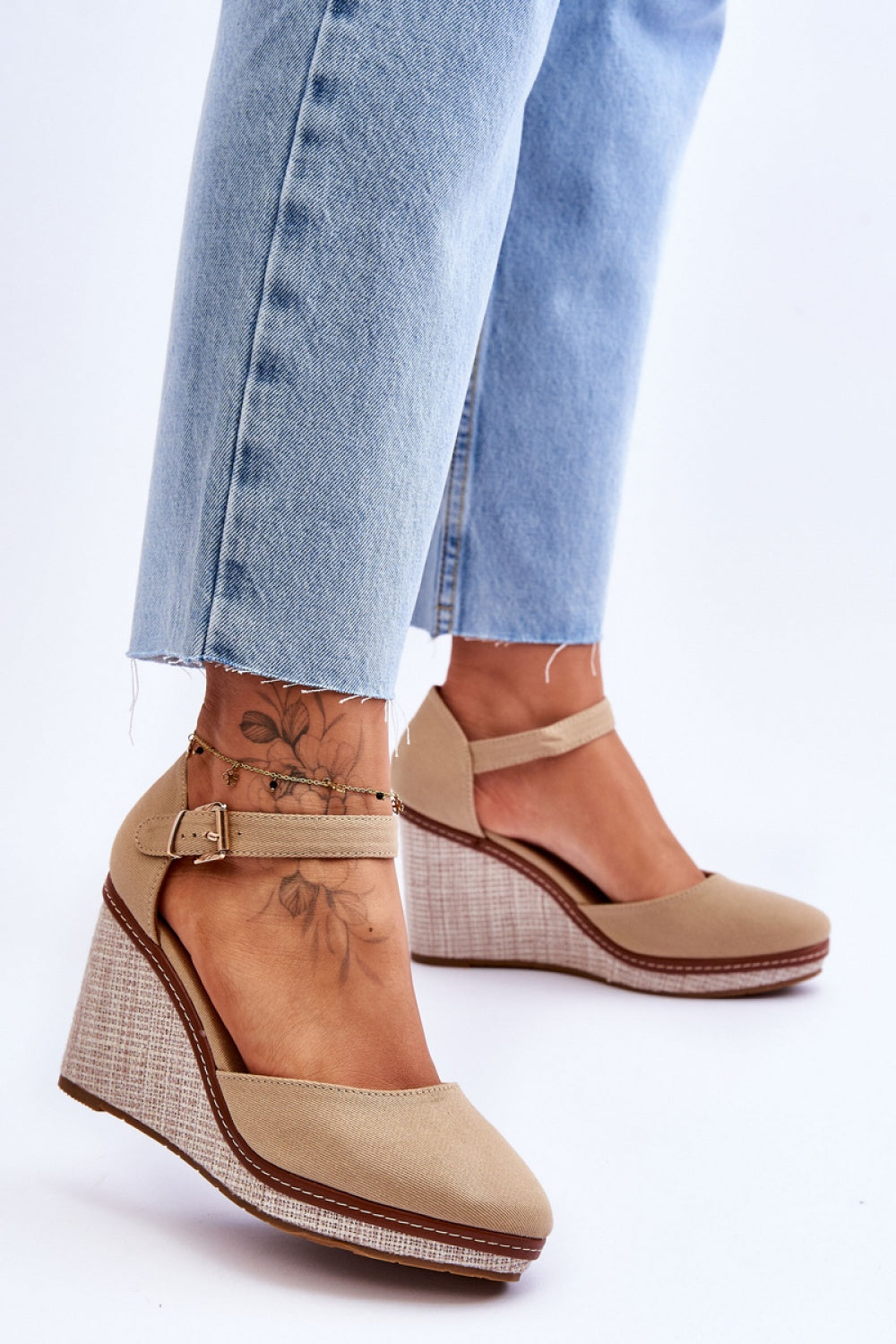 Cothurnes model 179855 Step in style-1
