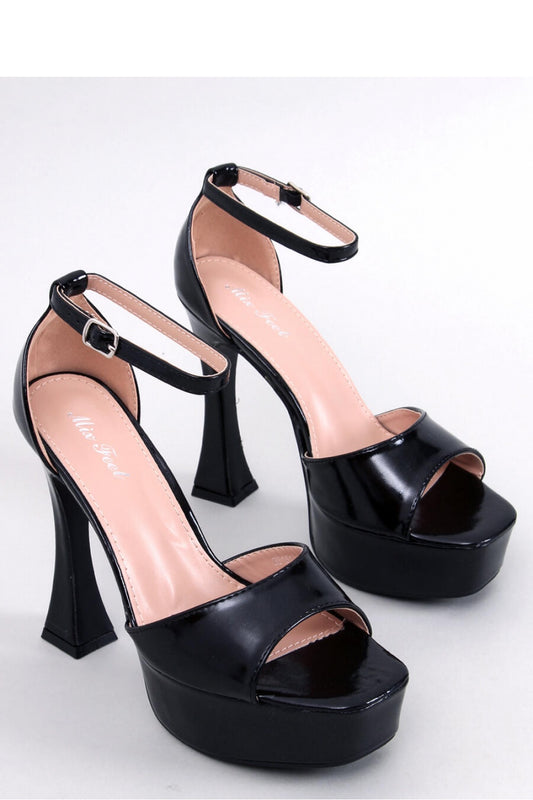 Sandales à talons model 180738 Inello-0