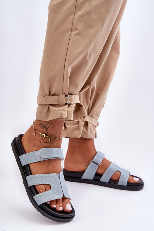 Clacquettes model 183451 Step in style-1